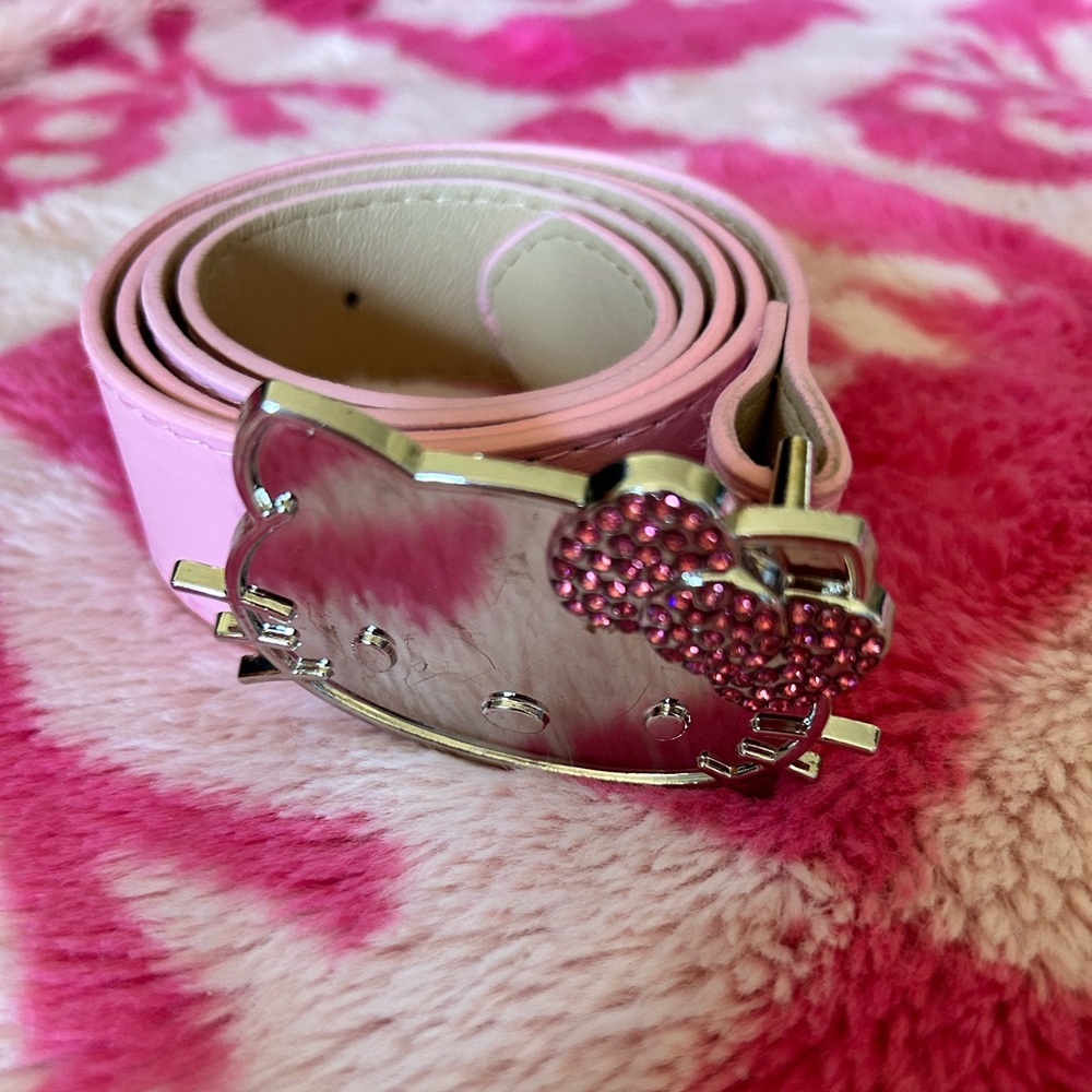 🩷🩶Hello Kitty Belt & Buckle🩶🩷